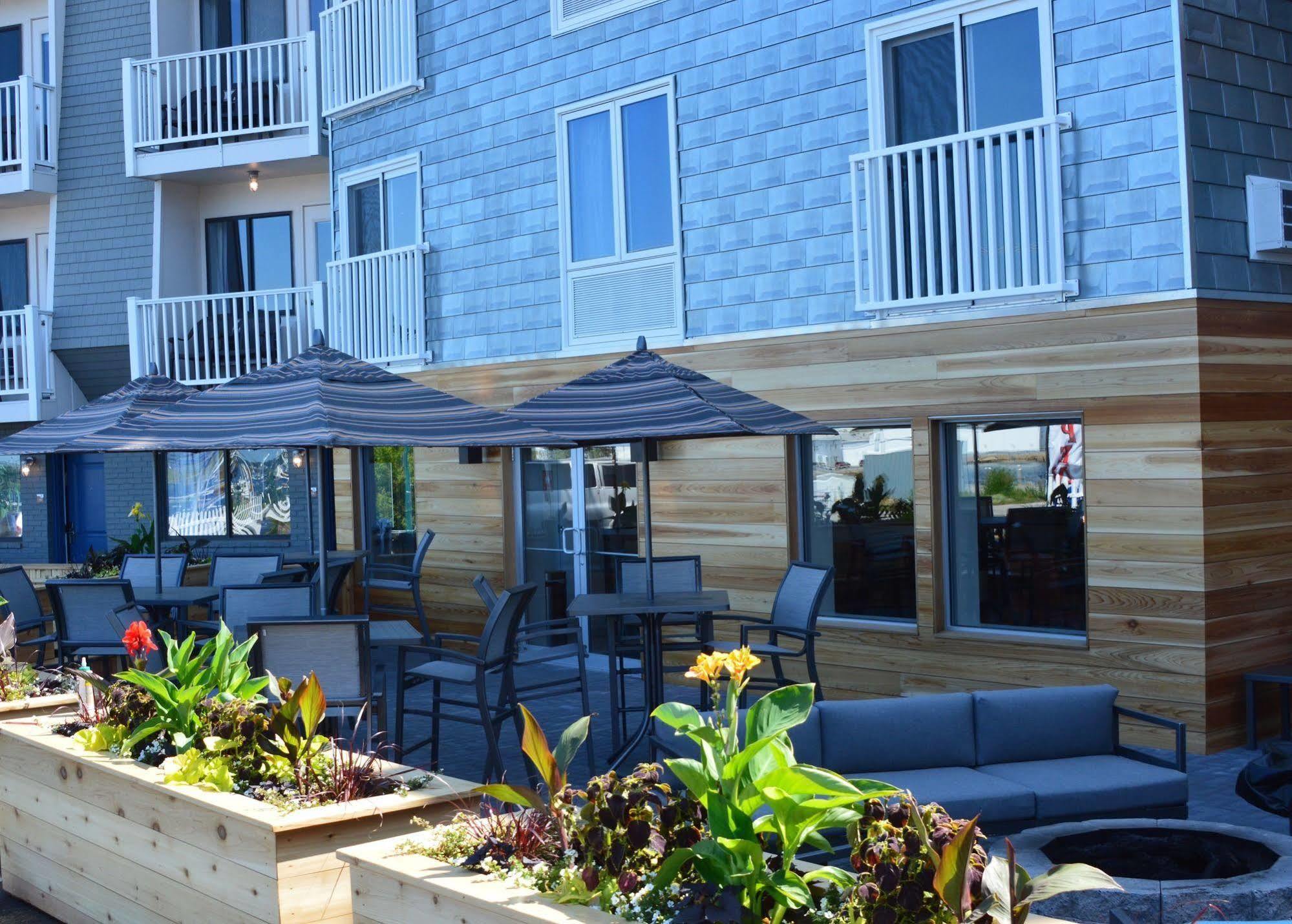 Rockland Harbor Hotel Екстериор снимка